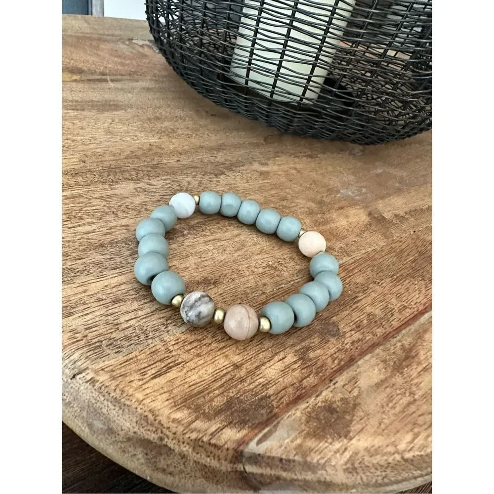 Matte bead necklace snd bracelet set